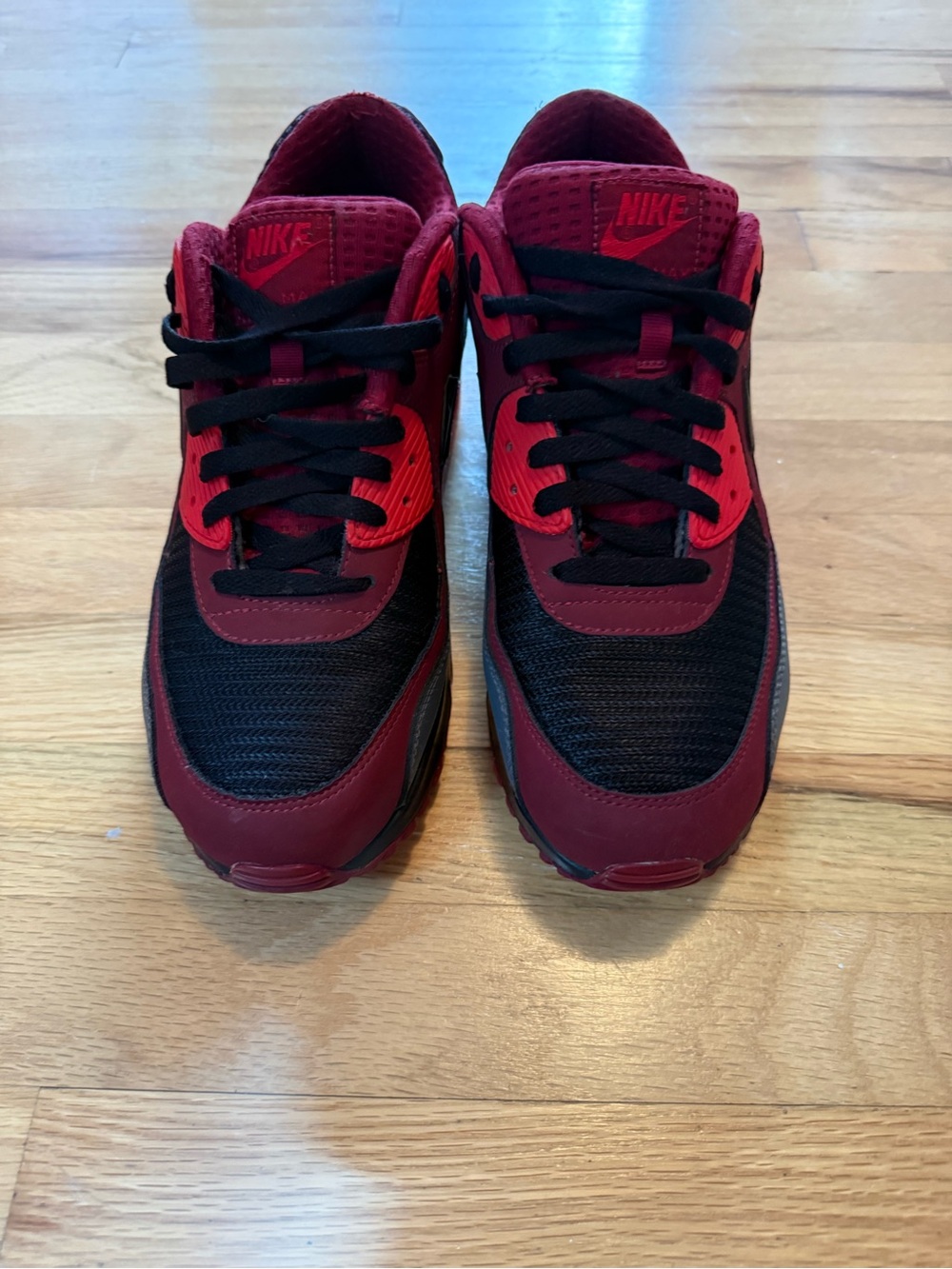 Nike Air Max 90 Essential Red/Black/Grey released 2016 mens size 11